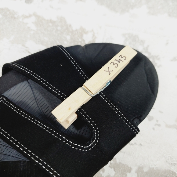 Clarks Glide Hi Shore Black Strappy Sandals X343 - Picture 9 of 9